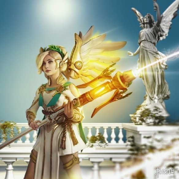 国外美女cos《守望先锋》胜利女神天使 白皙大长腿吸睛!