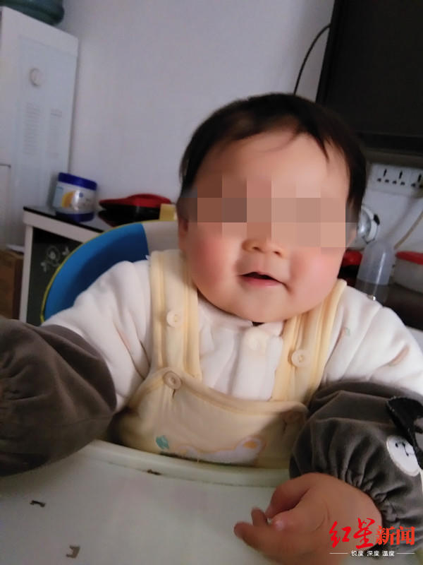 1560592443343134.jpg ↑1岁小孩生前照