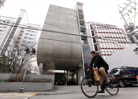 YG娱乐位于首尔的建筑(韩国《国民日报》)