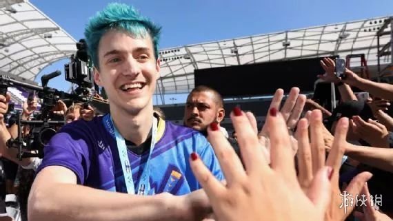 Twitchƽ̨NinjaϷĵ 820