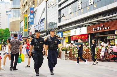 外来人口 治安_薛之谦天外来物图片(2)