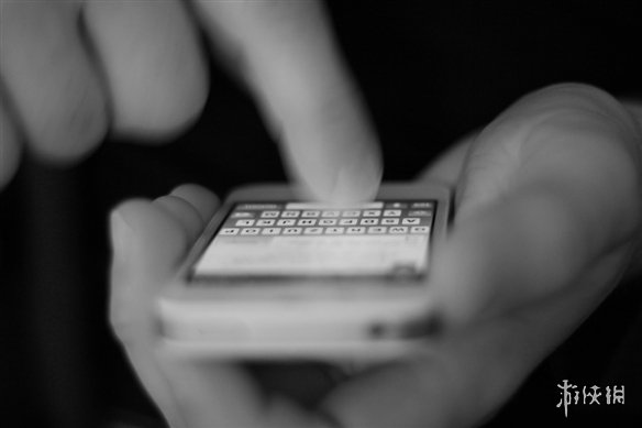 �ֻ����������ӳ�һ����ŵ���ǿ������µĵ�ؼ���