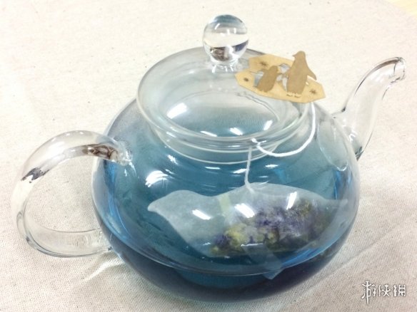 日本公司推创意海洋生物造型茶包 活灵活现畅游茶杯底
