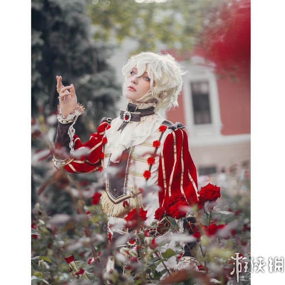 乌克兰小姐姐《尼尔机械纪元》COS照 2B美若天仙