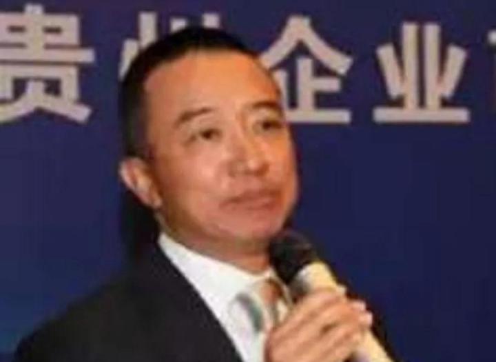 和泓服务IPO: 消失的代持人 和泓服务IPO:消失的代持人