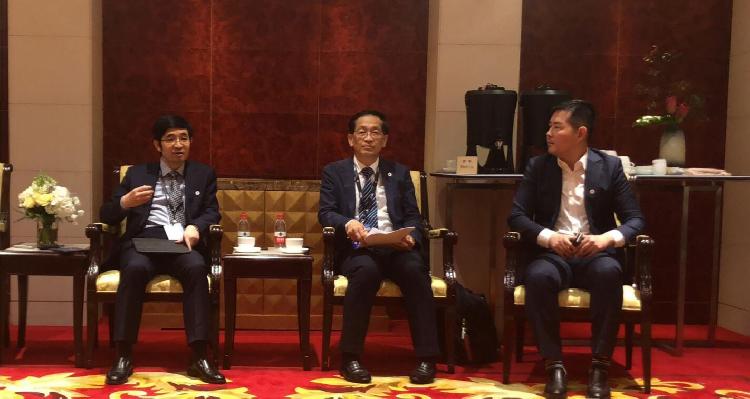 工联老总_南阳天工集团老总照片(2)