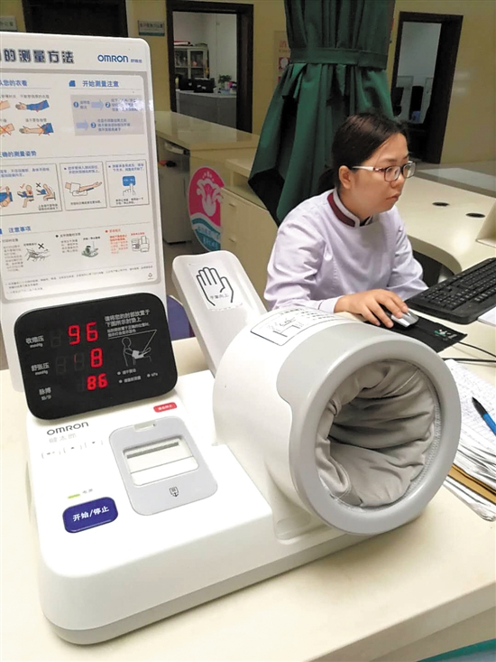 电子血压计与水银血压计哪个精确 a9ab-hzrevpz0667744.jpg