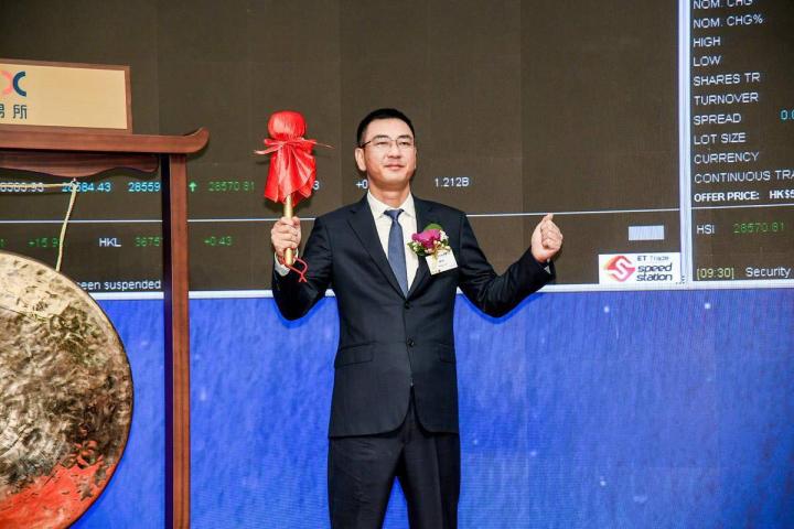 中梁董事长_中梁地产董事长简历(3)