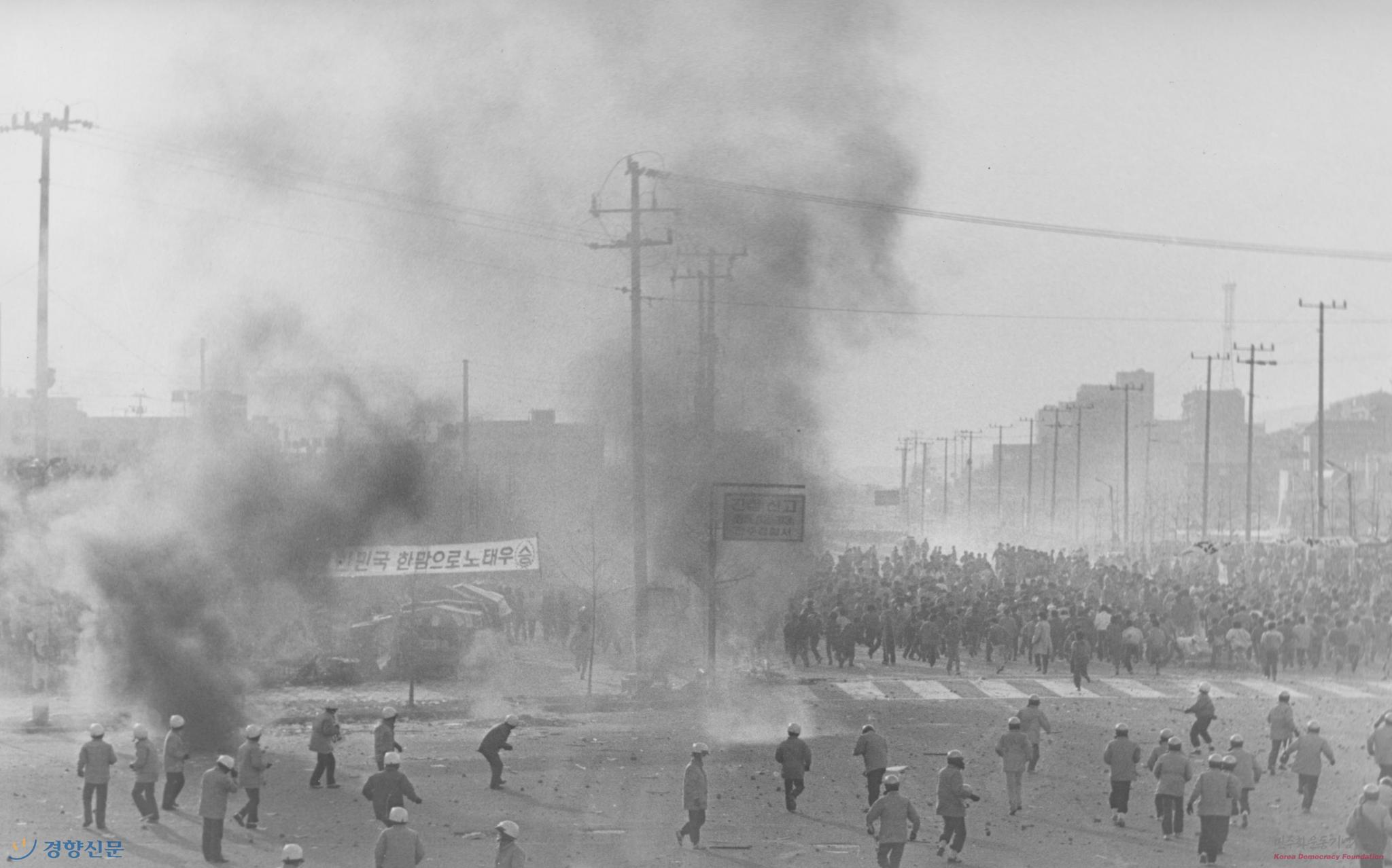 ¬̩޾ѡֳʯͷͼԡkdemocracyվ