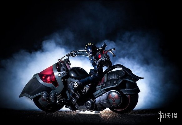 《数码宝贝3》堕天地狱兽手办帅到没朋友!售价2500元