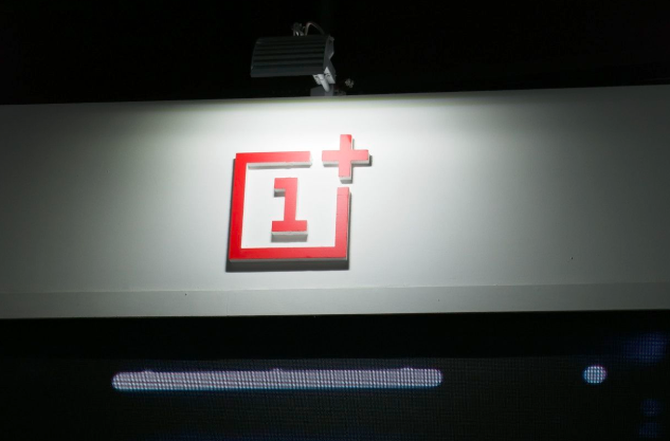 旗舰机什么价位 2dc0-iaqfzyu9208996.png