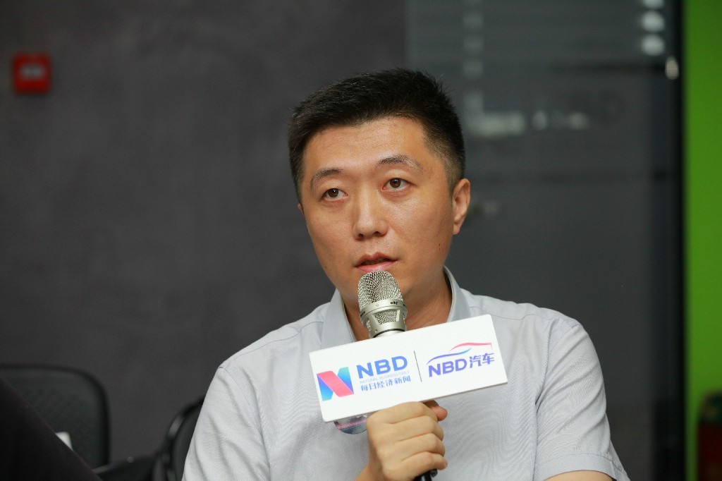 激辩零补贴时代:充电桩行业将迎投资潮 造车新势力需苦练内功