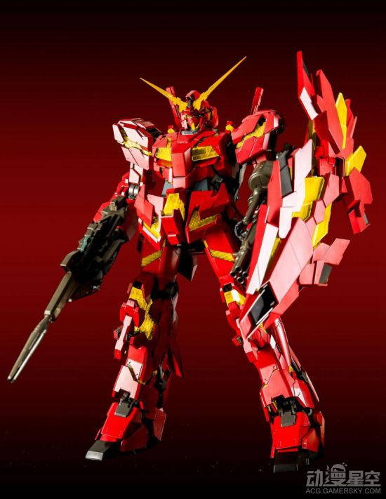 《机动战士高达UC》独角兽高达中国红版模型 配色亮眼售价1600