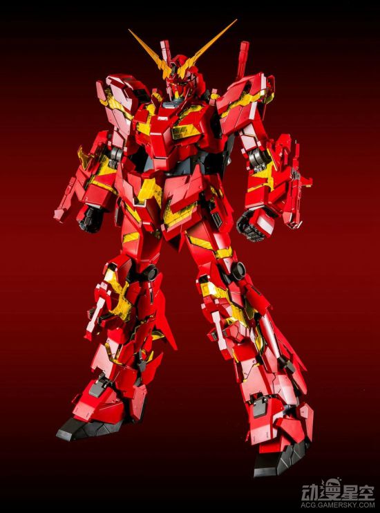 《机动战士高达UC》独角兽高达中国红版模型 配色亮眼售价1600