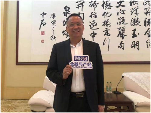 活泉董事长_晨泉集团董事长沈丽(2)