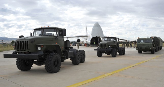 土耳其国防部长：第二批S-400设备27日开始交付