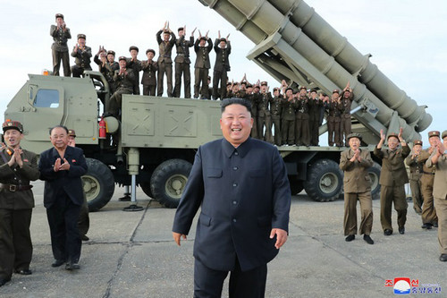 朝鲜试射新式火箭炮 外媒关注朝美谈判是否重启
