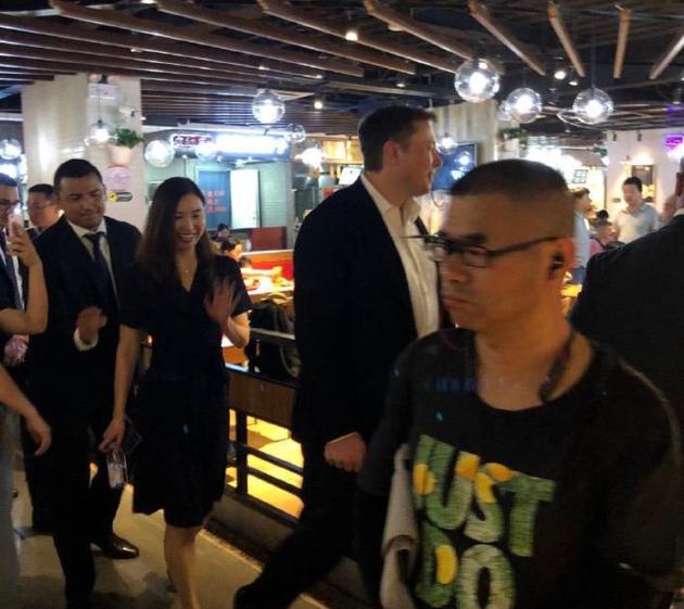 老总包子铺_老总办公室图片(2)