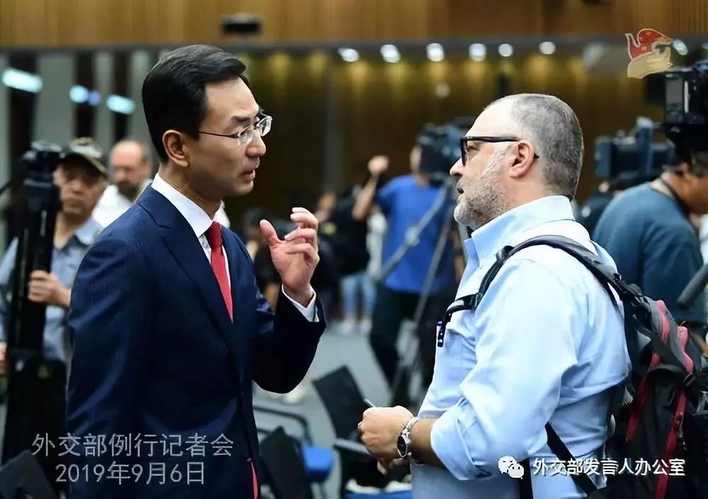 外来人口法案_薛之谦天外来物图片(3)