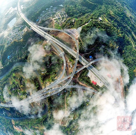 通江县今通高速公路,四川秦巴山区实现县县通高速