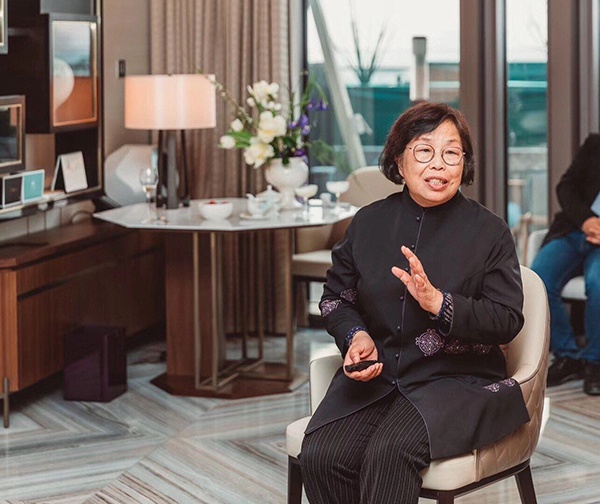 (故宫博物院研究员、原宫廷部副主任、《故宫酒历2020》特约编审苑洪琪)