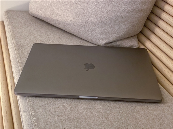 16寸MacBook Pro爆音问题已陆续修复 苹果还在努力中