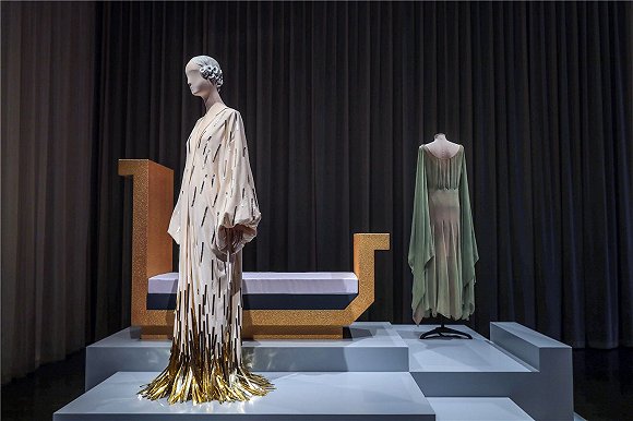 “对话:浪凡130年”时尚和服饰展览。图片来源:复星时尚