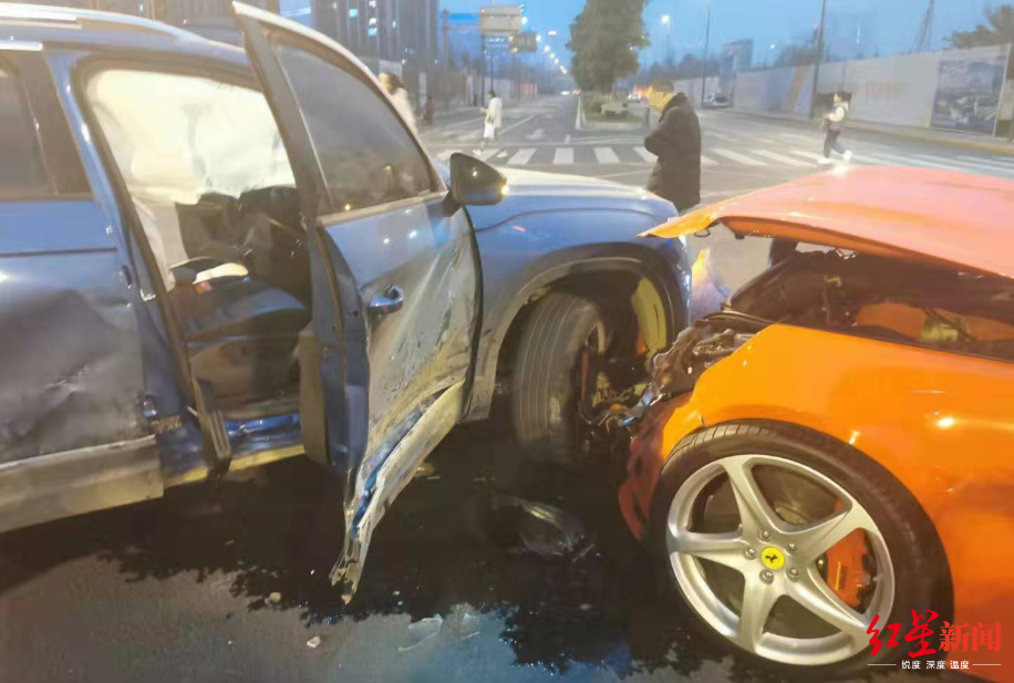 大众撞废法拉利没买商业险需赔200万？媒体辟谣