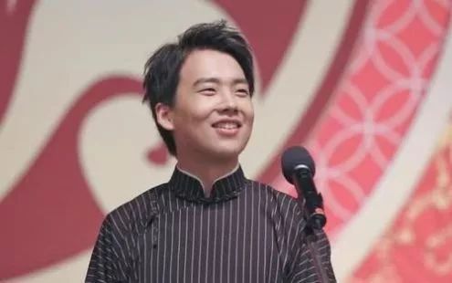 郭麒麟这次终于成功“摆脱”了郭德纲！