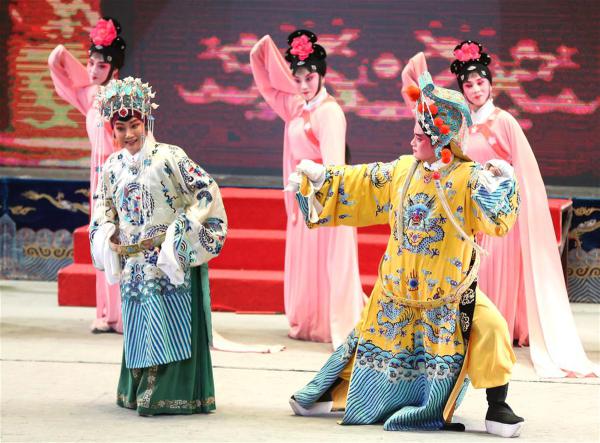银川第五届秦腔节《狸猫换太子》演出落幕