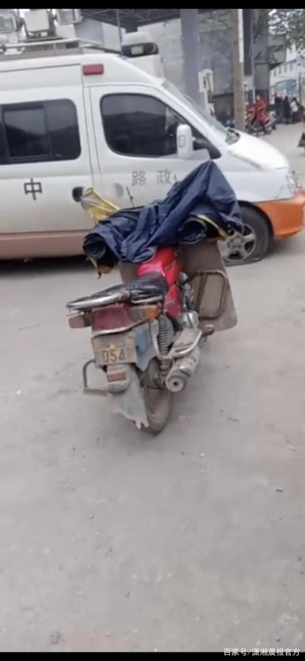 湖南路政执法追车导致被追货车压死人？官方辟