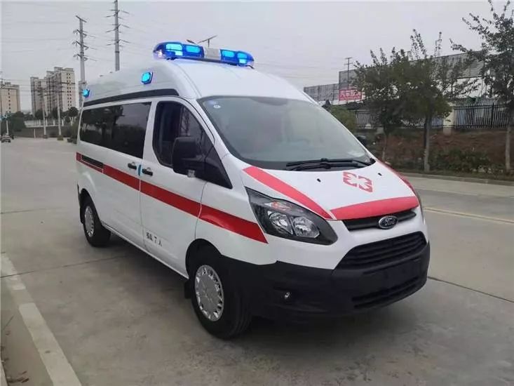 救护车三趟收费3900元 医院:不合理你上物价局去