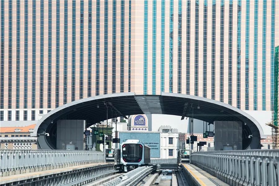 香港人均gdp发展历史_解析新疆的经济发展 GDP总量调高,人均GDP仍未达到历史较好水平