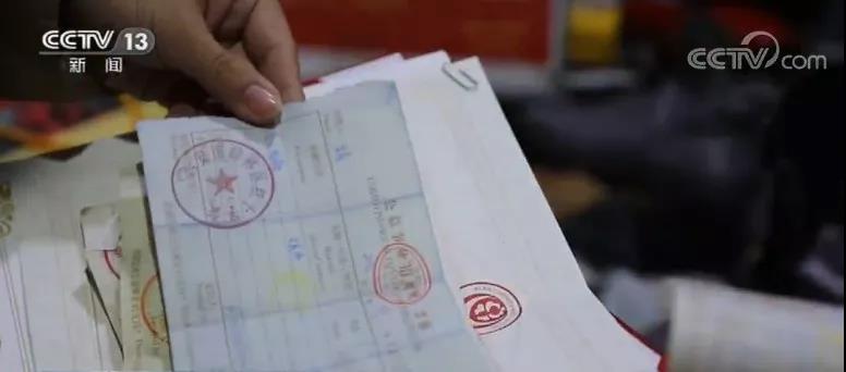 修鞋老人捐1万 央视:总有不期而遇的温暖萦绕心