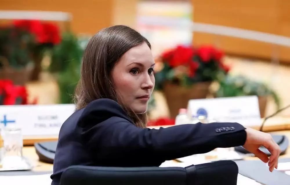 85后芬兰新总理刷屏 网友：又被同龄人甩了几条