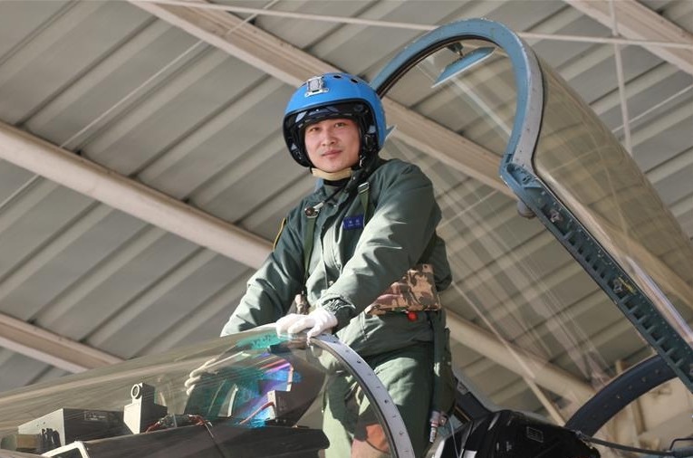 首艘国产航母“山东舰”入列之际 不能忘记他们