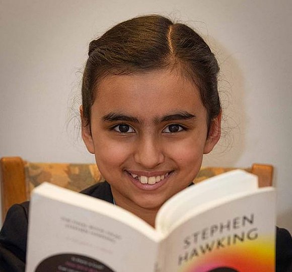 天下奇闻 | 英国神童IQ得分超爱因斯坦霍金 维