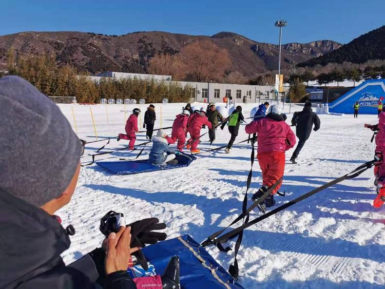 平谷区开启“休闲冰雪季”，工作日每天一小时免费教学