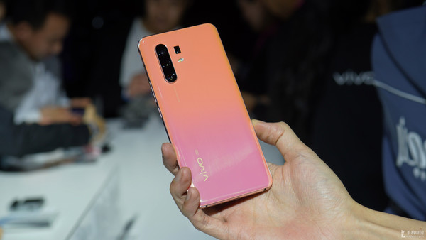 vivo加盟爱奇艺自研技术 vivo X30系列已适配HDR技术