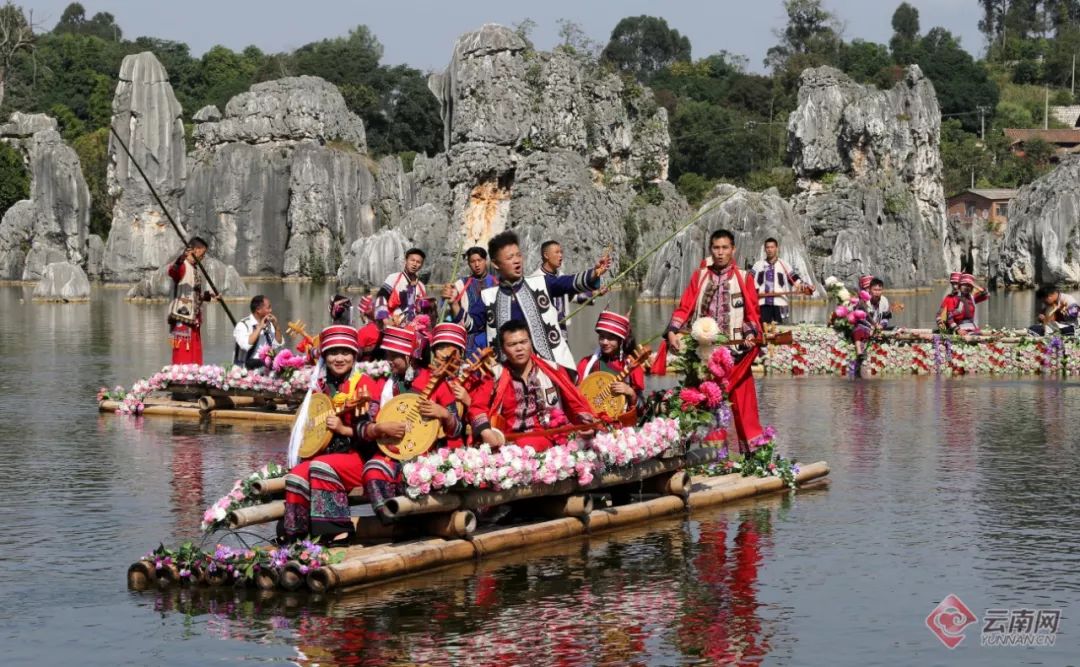 民族风情文化 资料图 杨峥 摄少数民族特色村寨凝聚民族文化的结晶