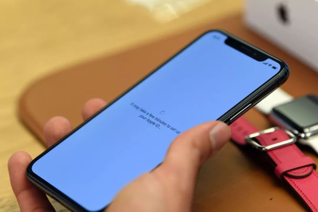 富士康"内鬼"盗卖iPhone零件狂赚3亿? 苹果下令
