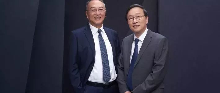 朱立南（右）与柳传志