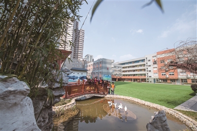建邺路小学是南京市园林式校园。 新华报业视觉中心记者 邵丹 摄