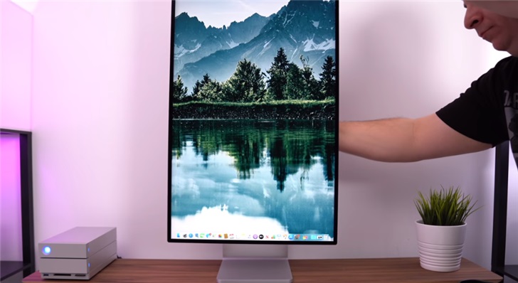 苹果4万元Pro Display XDR显示器开箱,外媒称其不贵