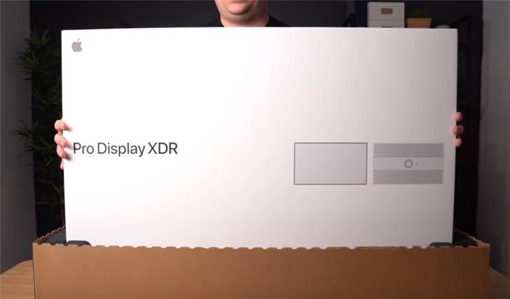 苹果4万元Pro Display XDR显示器开箱,外媒称其不贵