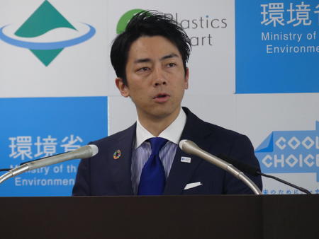 日本環(huán)境大臣小泉進(jìn)次郎 圖自:朝日新聞