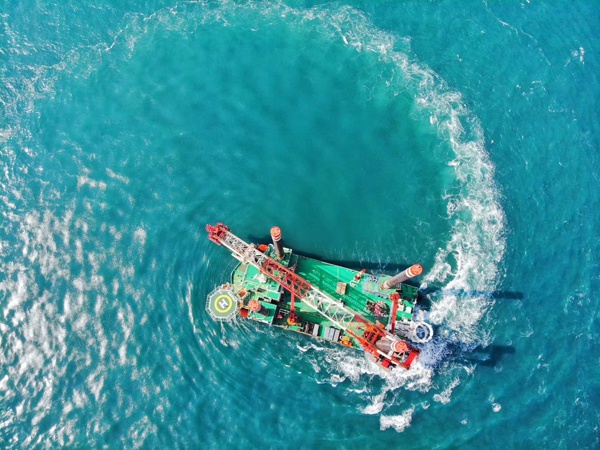  “铁建风电01”航行测试