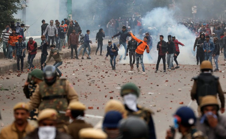 印度骚乱12天：22人死亡5400被拘留705人入狱