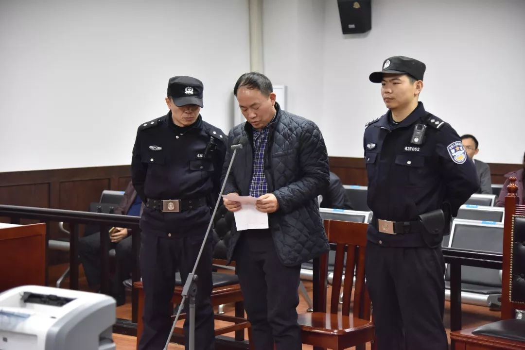 被告人李晓宏当庭表示认罪悔罪