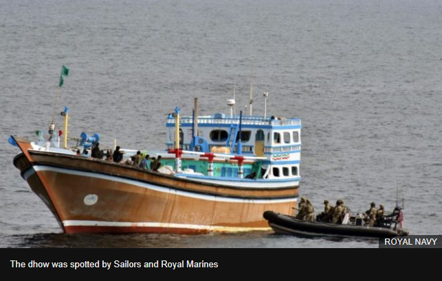 英海军在阿拉伯海缴获131公斤冰毒 价值330万英镑